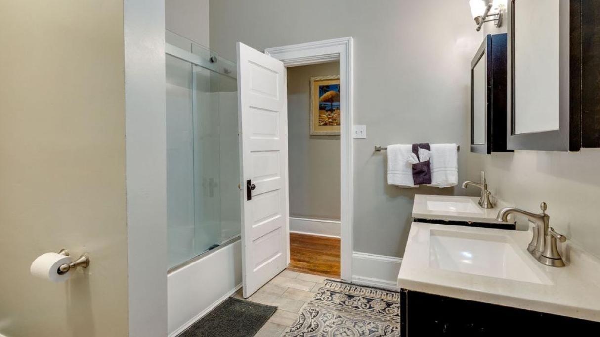 Comfortable Escape In Historic Downtown Savannah Eksteriør billede